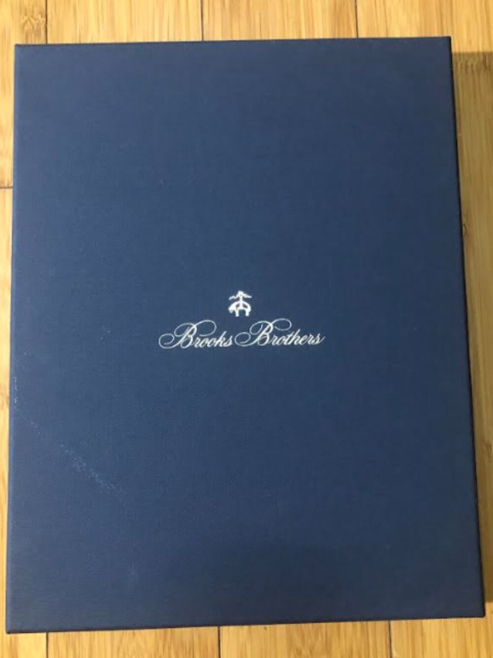 Brooks Brothers Wool Blend Beanie & Gloves gift Set - Picture 4 of 4